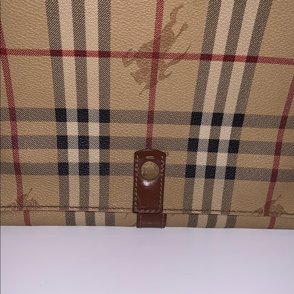 Burberrys Beige and Red Check Crossbody Bag - Picture 2 of 5